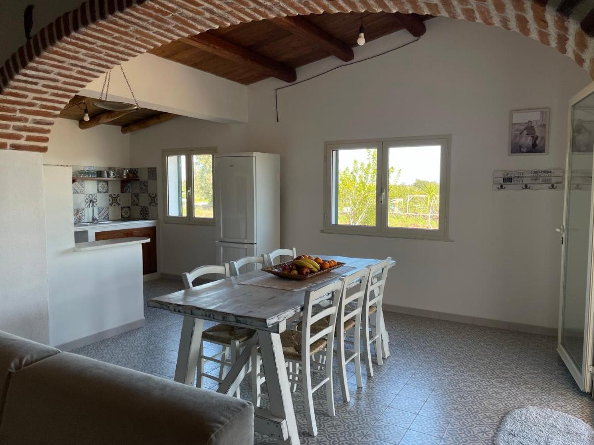 Casa Vacanze Gollei, โอโรเซย ภายนอก รูปภาพ