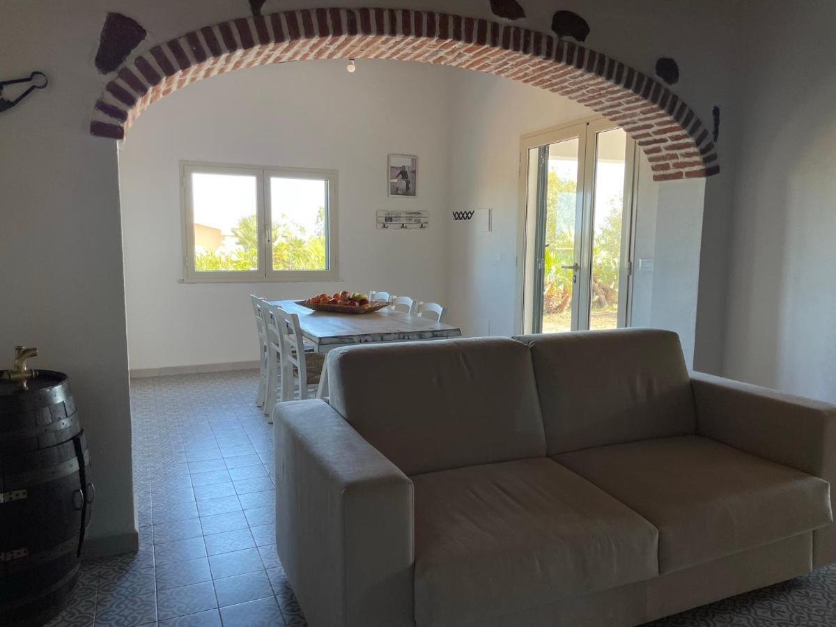 Casa Vacanze Gollei, โอโรเซย ภายนอก รูปภาพ