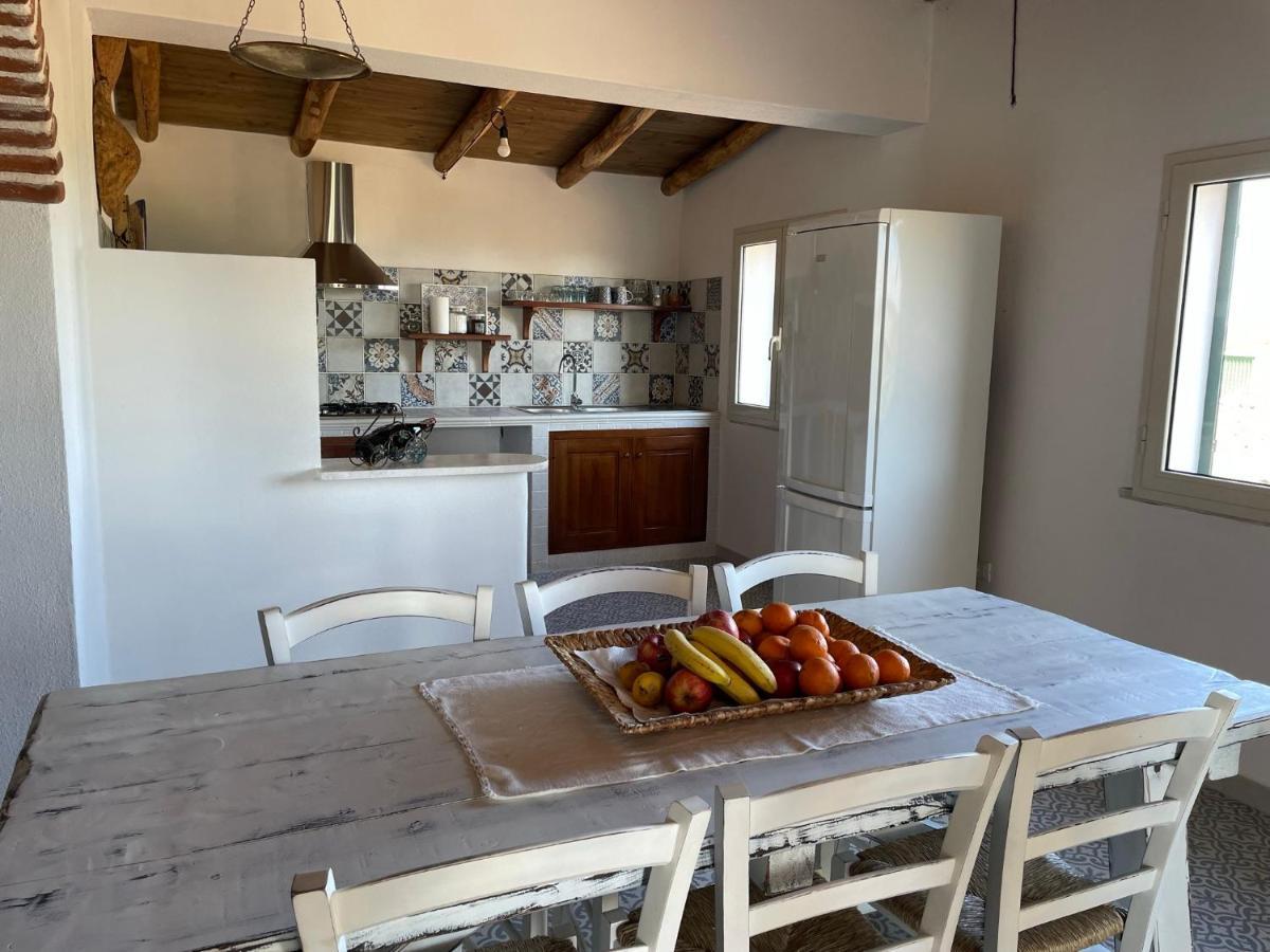 Casa Vacanze Gollei, โอโรเซย ภายนอก รูปภาพ