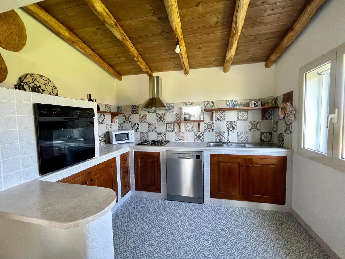 Casa Vacanze Gollei, โอโรเซย ภายนอก รูปภาพ